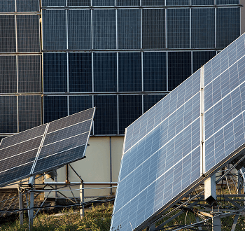 Residential rooftop solar installation